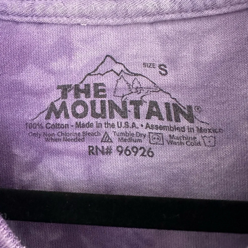 Vintage The Mountain Bald Eagle Graphic Tee in Purple Mens Size Small - Picture 3 of 6